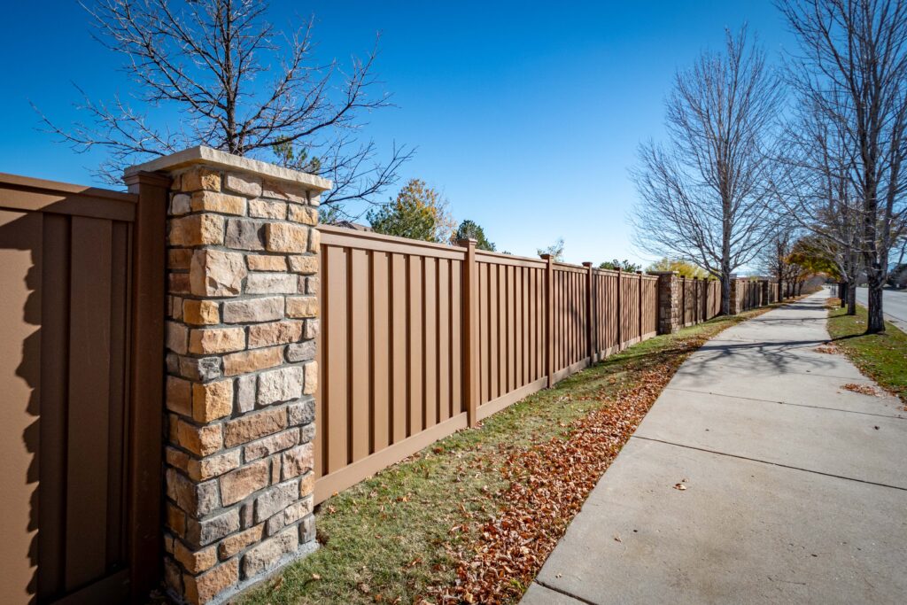 The Cove HOA Trex Fencing Lakewood