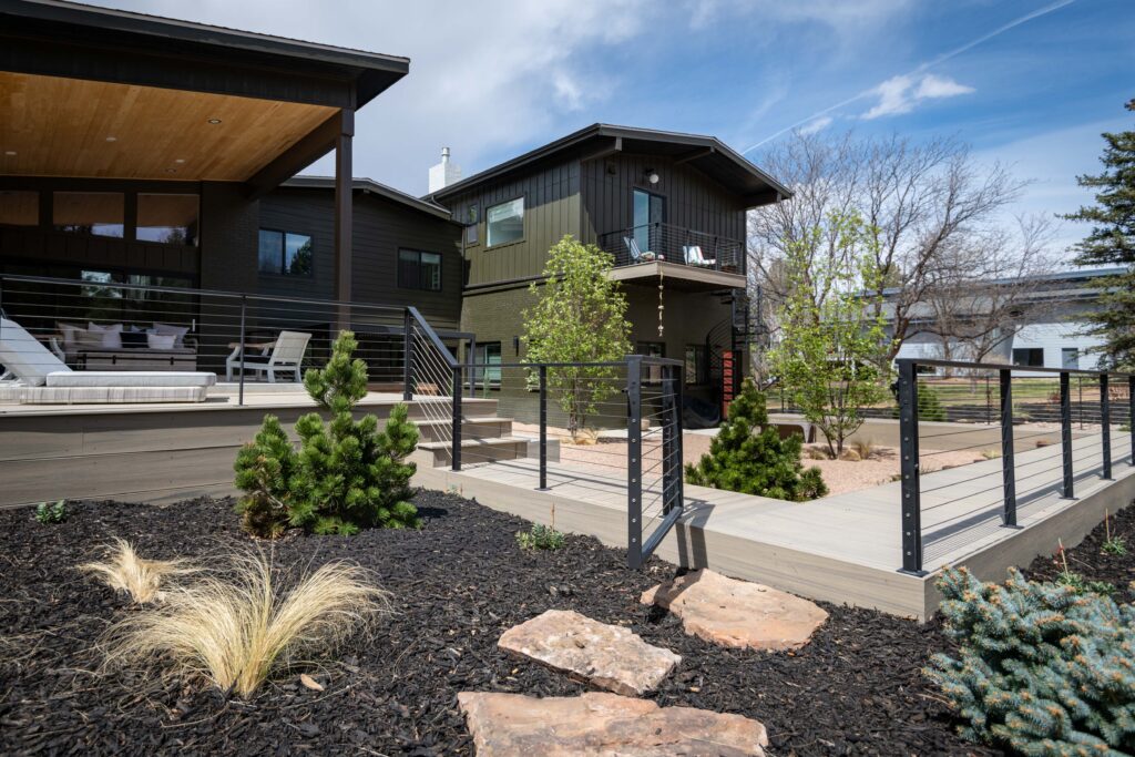 2-Level Trex Deck with Custom Iron Railing