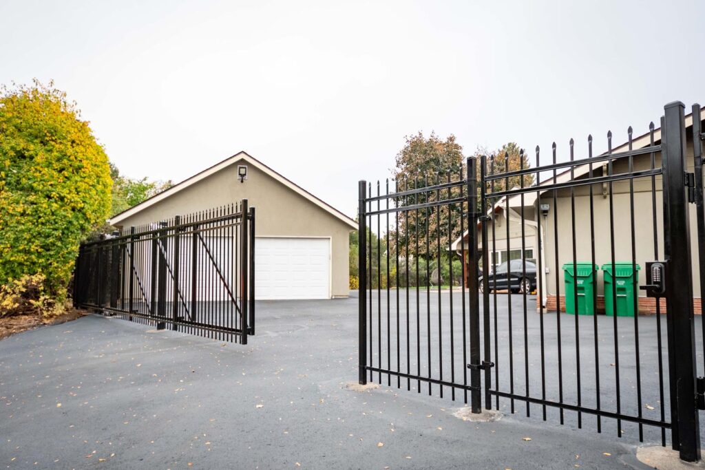 20 cantilever gate littleton
