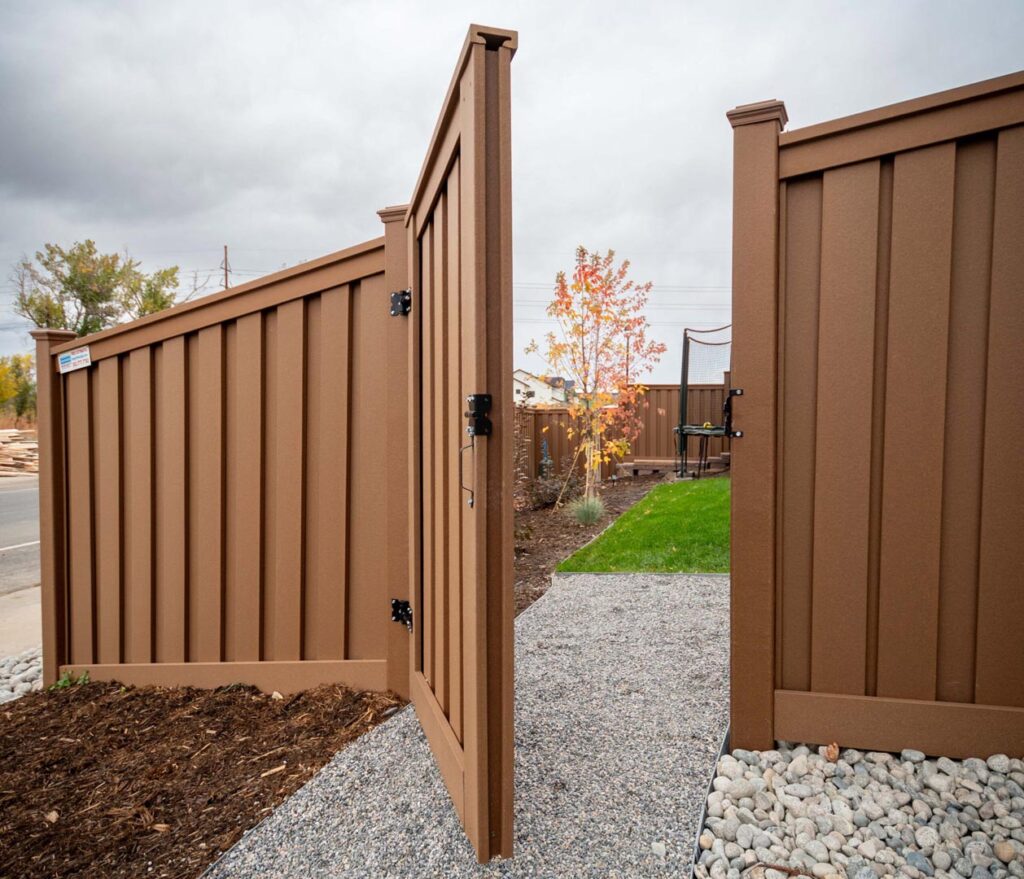 24 trex fence boulder6 3