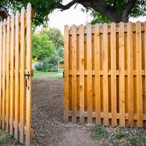 Cedar alternating pickets gate Boulder