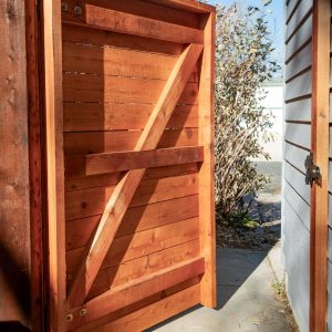 Horizontal Cedar gate with Top Cap and Cedar Stain Longmont