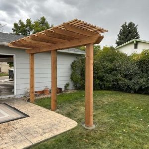 Single leg cedar pergola
